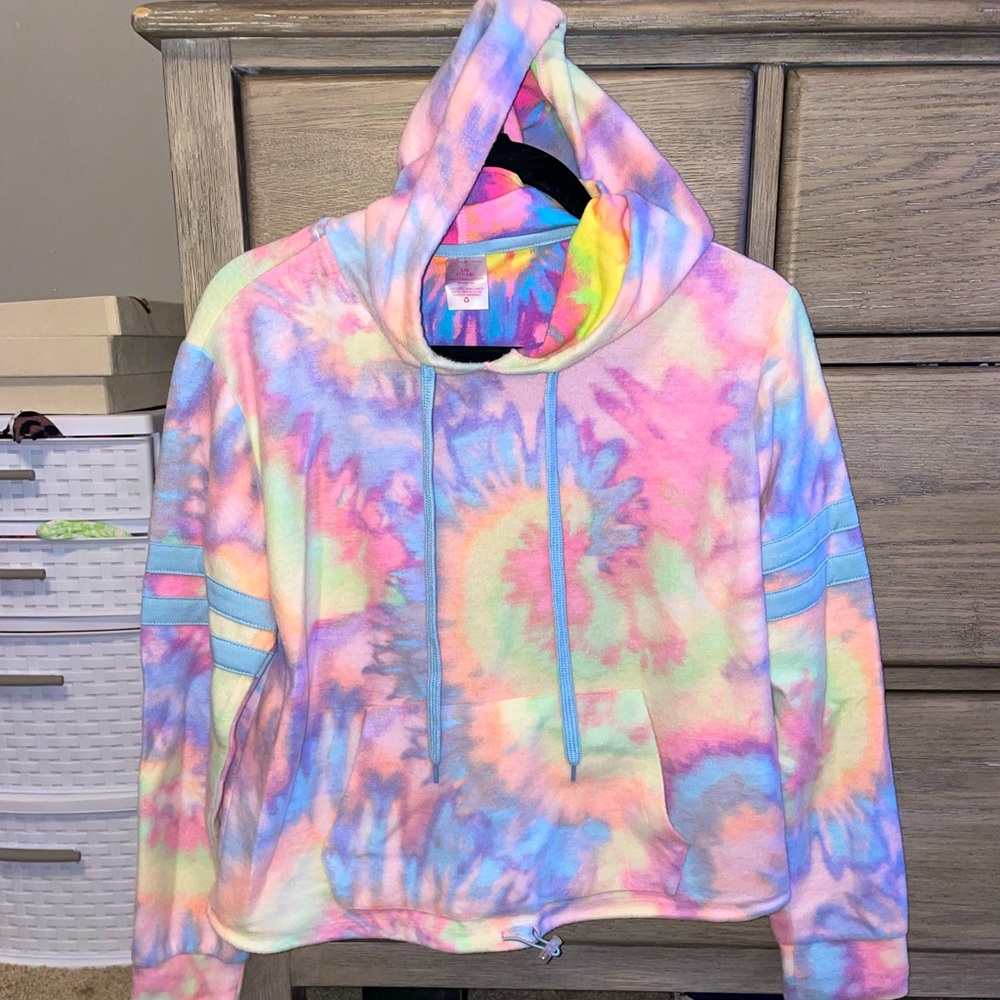 cropped fluffy hoodie